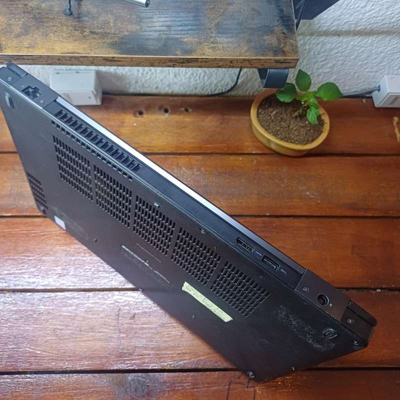 Dell Precision 3530  Pro-Grade Power with Quadro Graphics & 32GB RAM