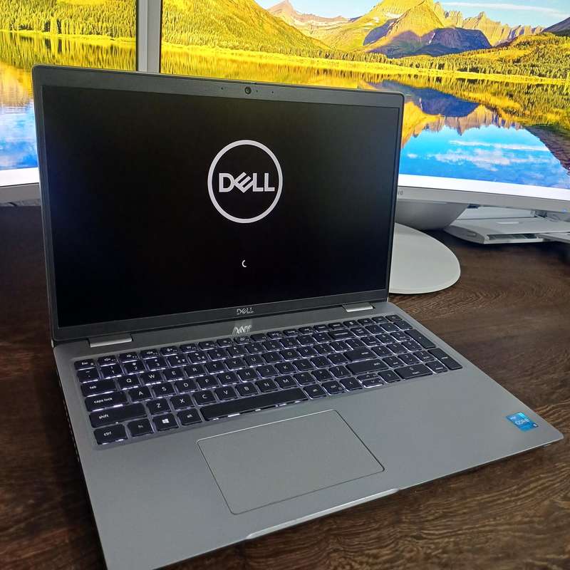 Refurbished Dell Latitude 5520 - i5 11th Gen, 16GB RAM, 256GB NVMe SSD