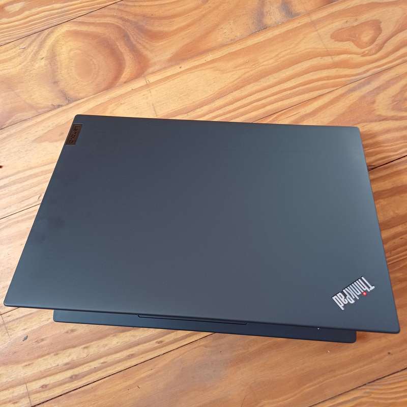 Refurbished Lenovo ThinkPad T14 Gen 3 - i7-1255U, 16GB RAM, 512GB NVMe SSD
