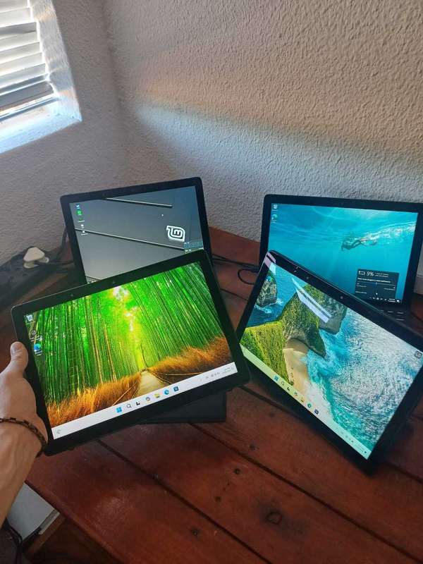 Dell Latitude 5290 2in1 Touch Screen, Core i5, 8GB RAM, 256 NVMe SSD, Excellent battery