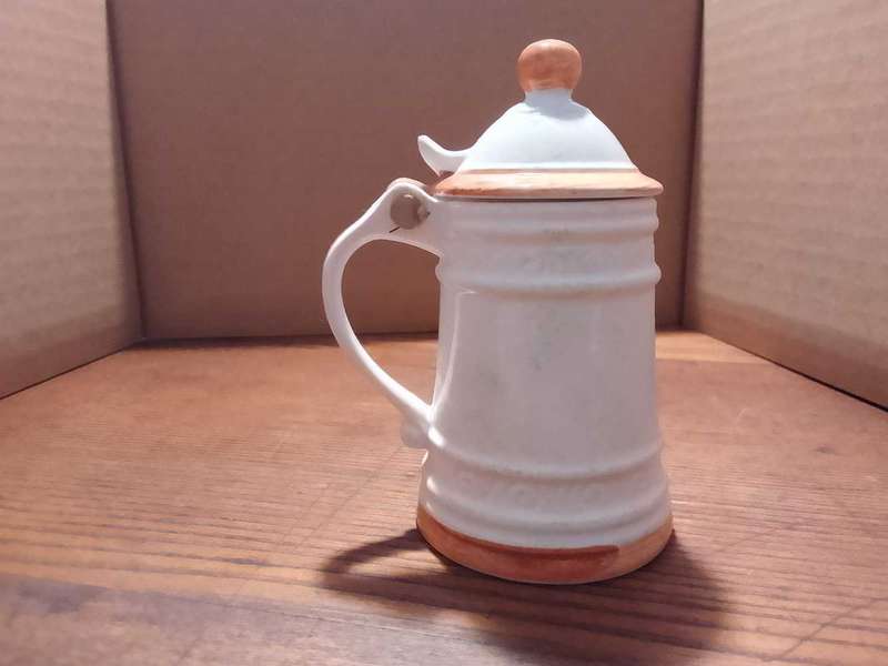 Elweco porcelain small tankard