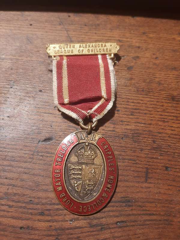 Queen Alexandria League of Children Medal