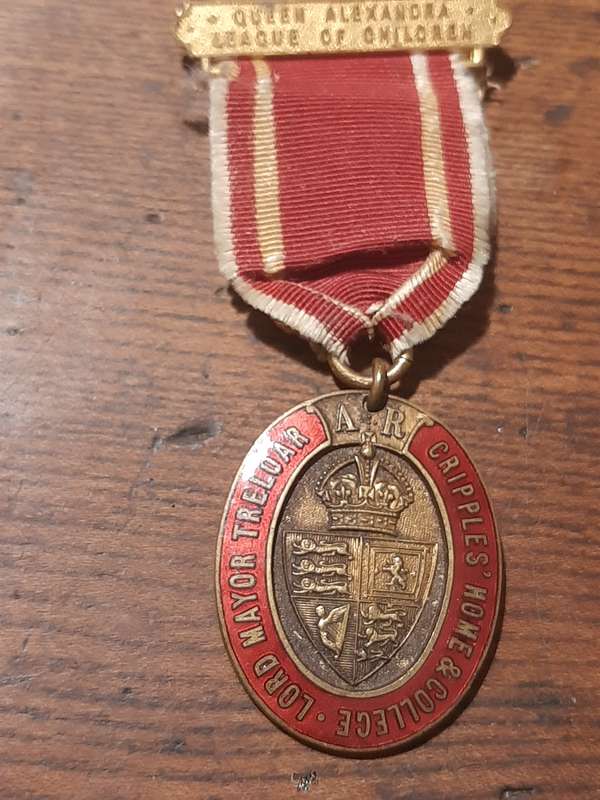 Queen Alexandria League of Children Medal