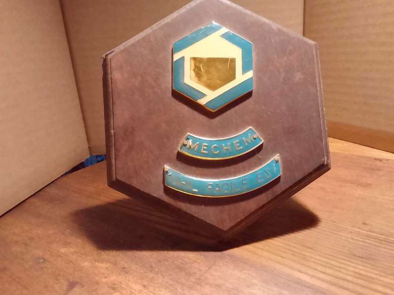 Mechem display plaque