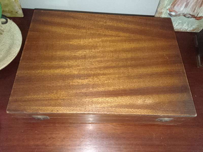 Cuttlery box 69 piece (mixed Lot)