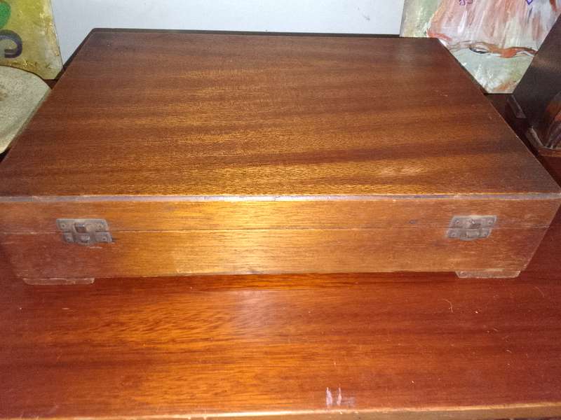 Cuttlery box 69 piece (mixed Lot)