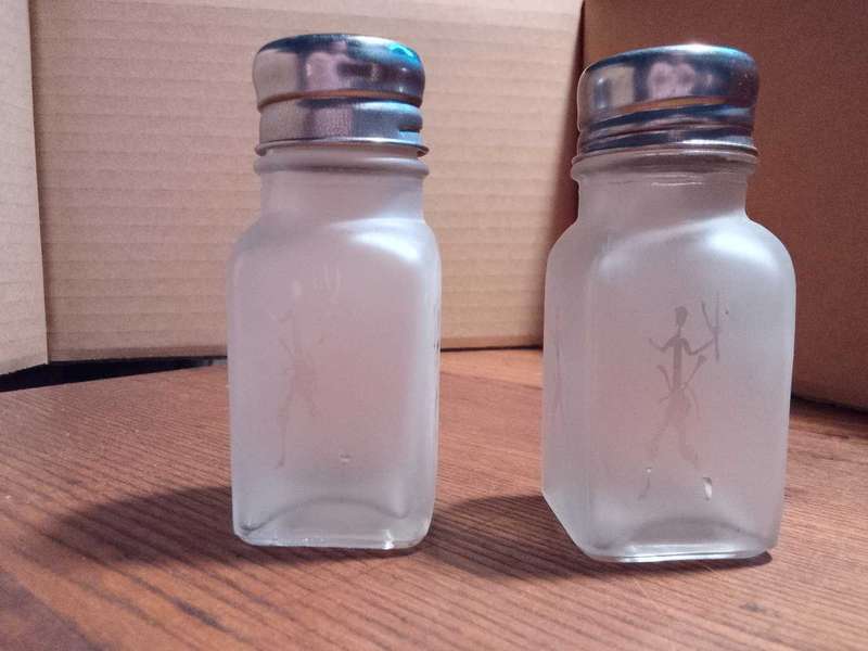 Frosted glass Salt and Pepper shaker