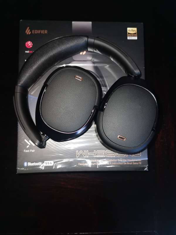 Edifier wh950