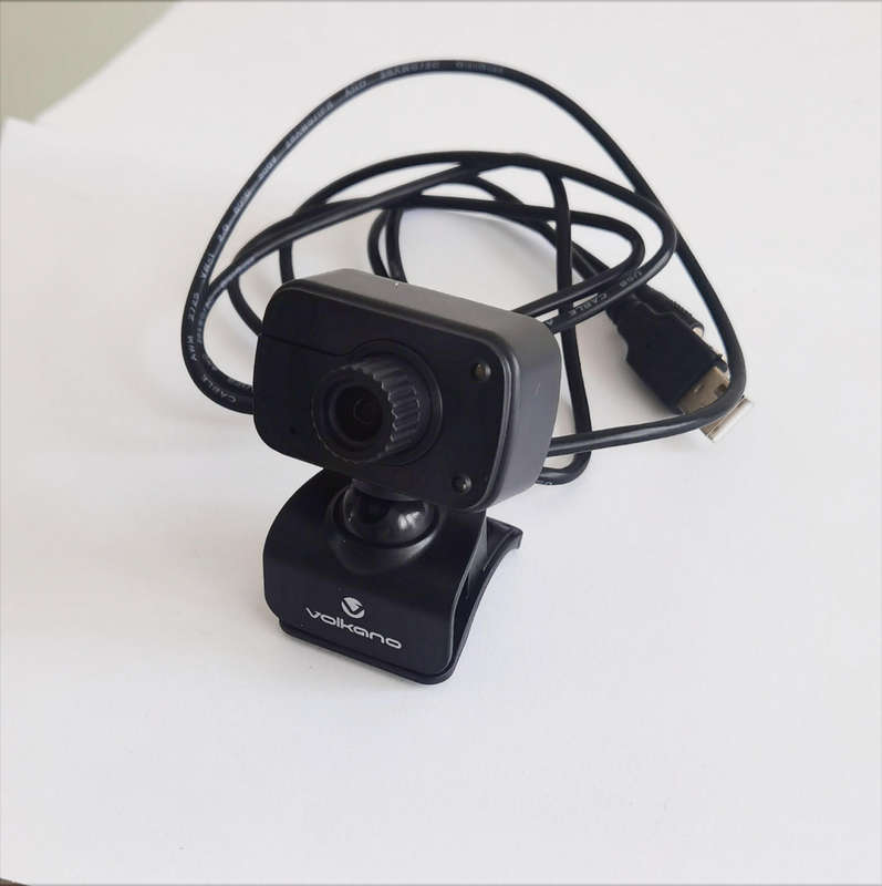 Volkano Zoom 700 Webcam 720p & Sony Headset (2 Items 1 auction)