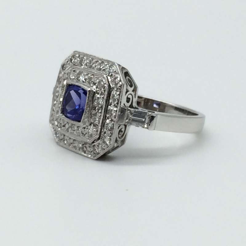 18ct White Gold Diamond and Tanzanite Ring (V. R59 250)