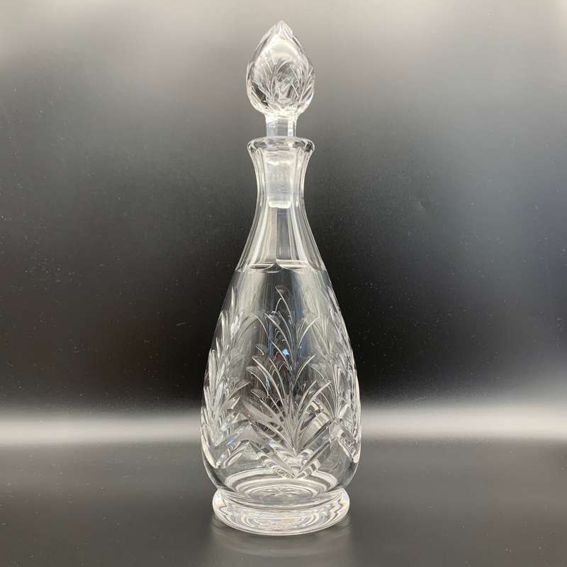 Elegant 'Stuart' Cut-Crystal Decanter (Aragon Pattern)