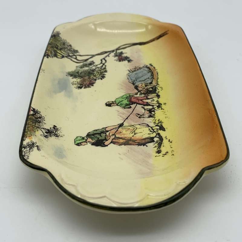 Early Royal Doulton 'The Gleaners' Trinket Dish (D6123)