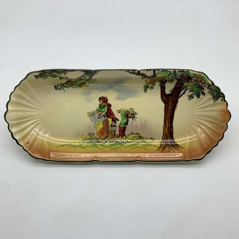 Early Royal Doulton 'The Gleaners' Snack Dish (D4983)