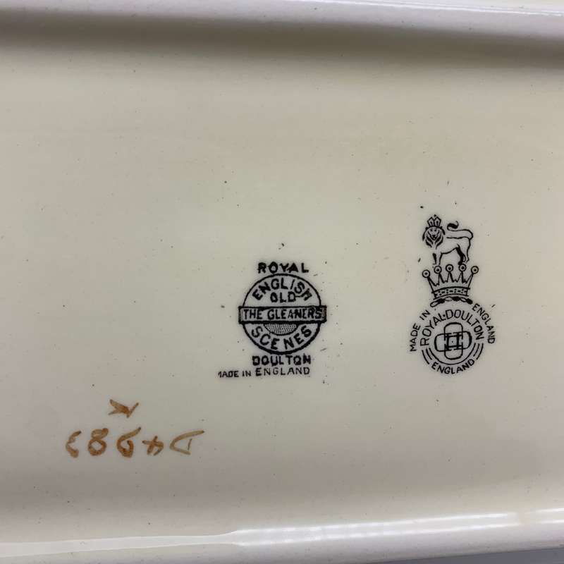 Early Royal Doulton 'The Gleaners' Snack Dish (D4983)