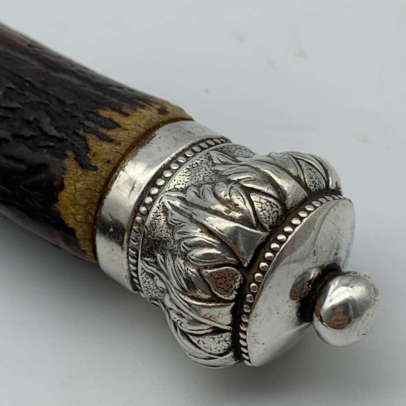 Victorian Pair of 'Stag Horn' Handle Fish Servers