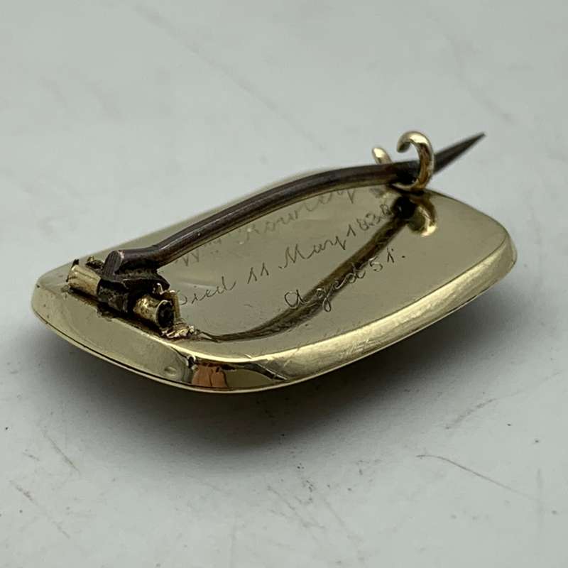 Early Victorian Gold & Enamel 'Memorial' Brooch (Dated - 1838)