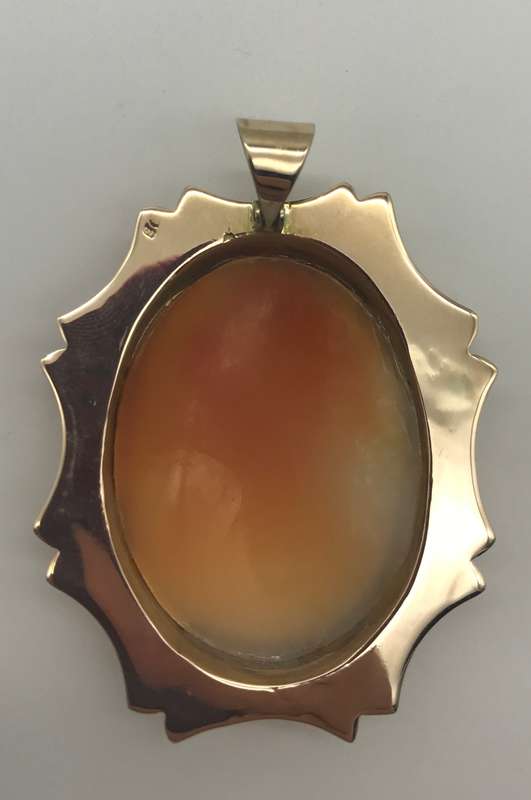 Large 9ct Rose Gold Cameo Pendant (V. R27 540)