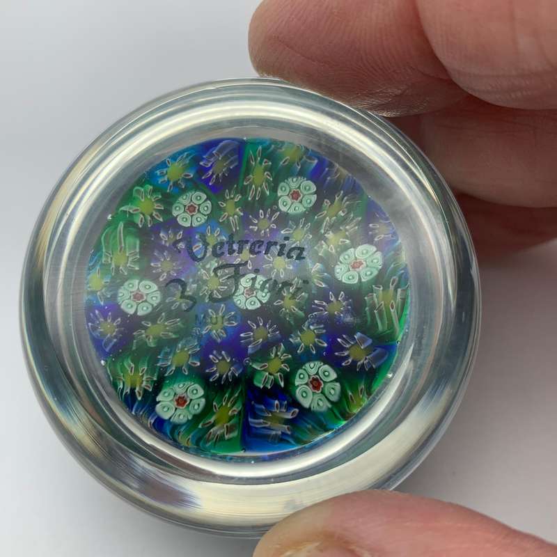 Murano 'Vetreria 3 Fiori' Glass Paperweight (Signed)