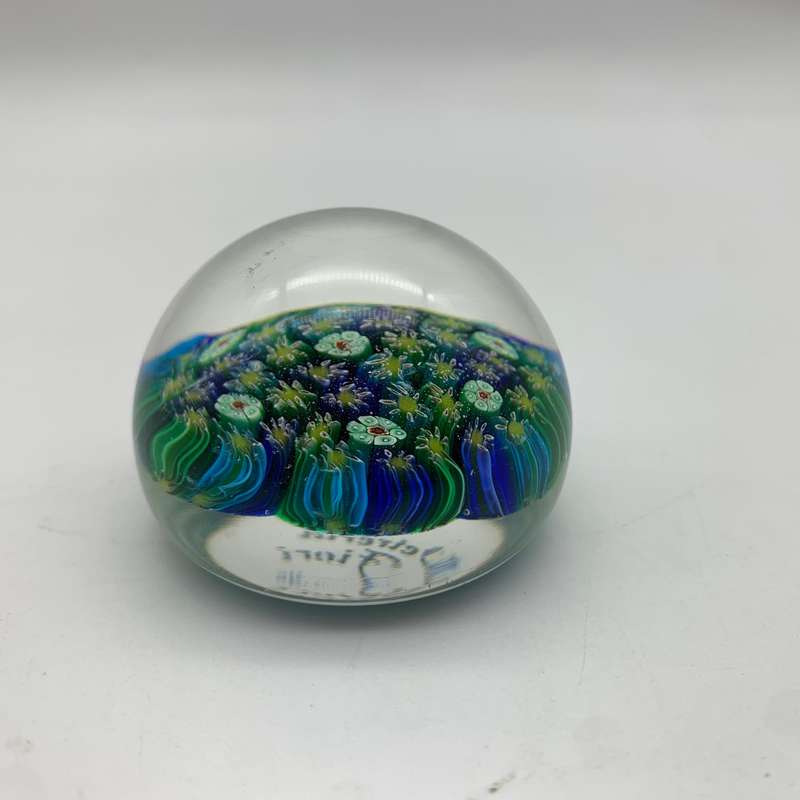 Murano 'Vetreria 3 Fiori' Glass Paperweight (Signed)