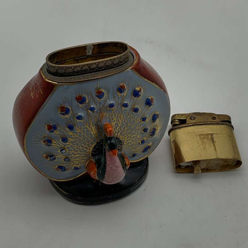 Early 'Peacock' Table Lighter (Occupied Japan)