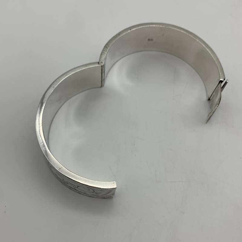 Vintage Sterling Silver Hinged Bangle