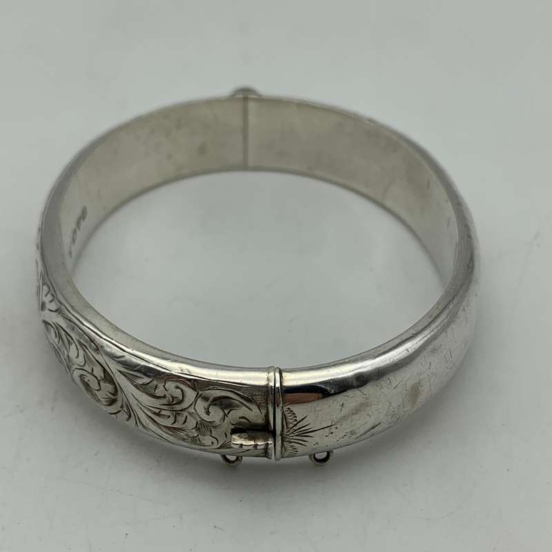 Early Sterling Silver Bangle (Chester 1938)