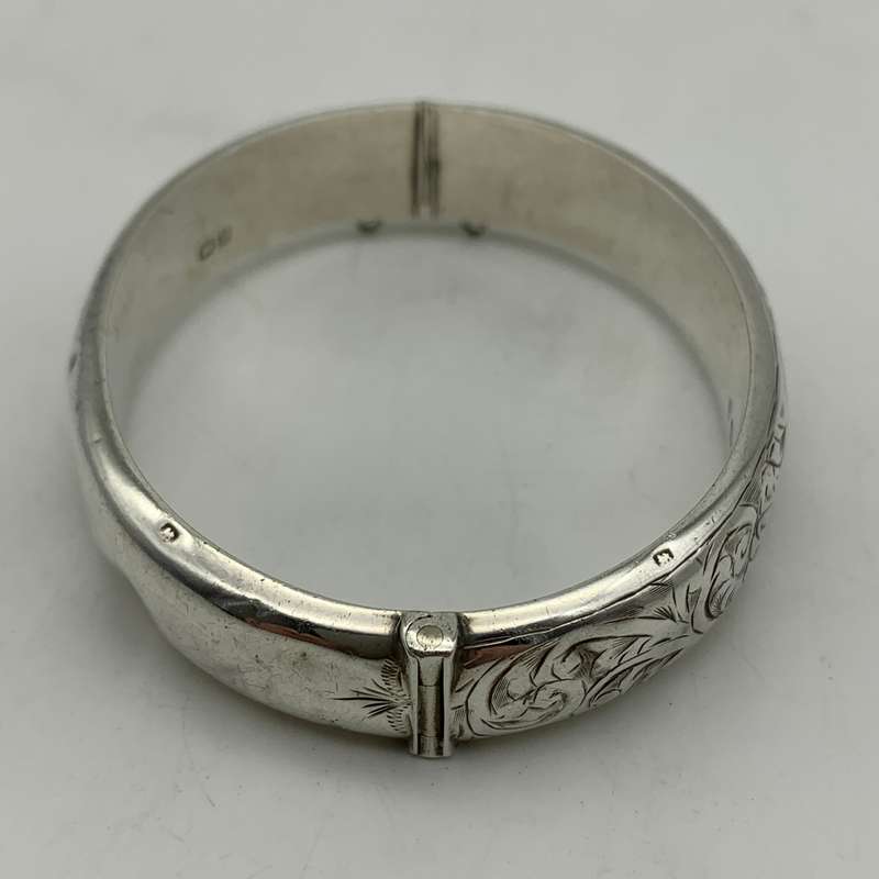 Early Sterling Silver Bangle (Chester 1938)