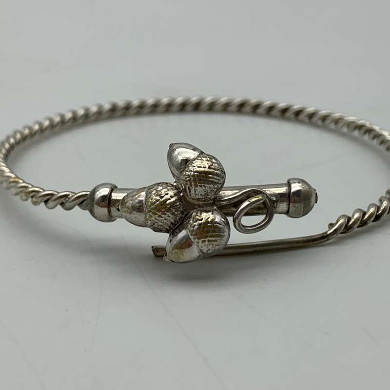 Antique 'Acorn' Sprung Bracelet/Bangle