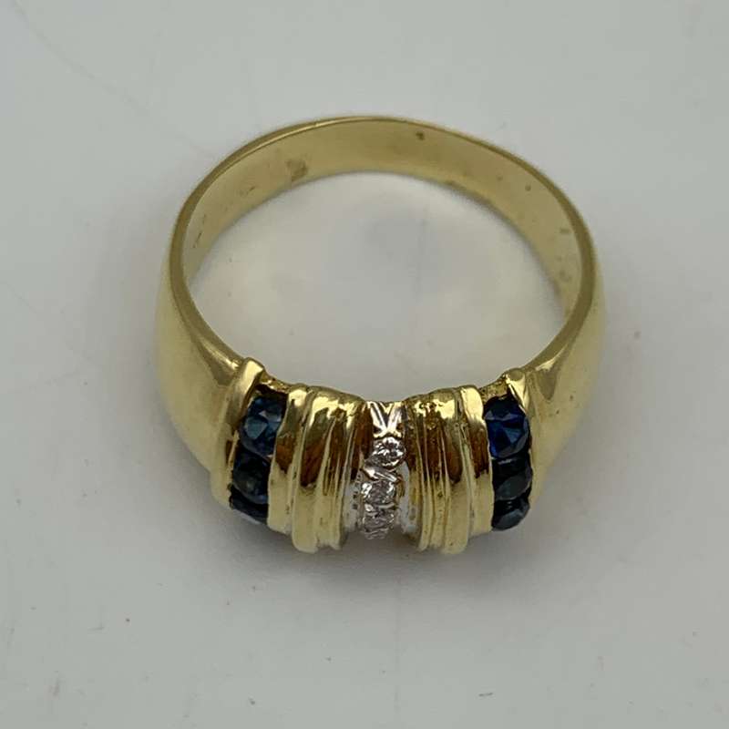 18ct Gold Diamond & Sapphire Ring