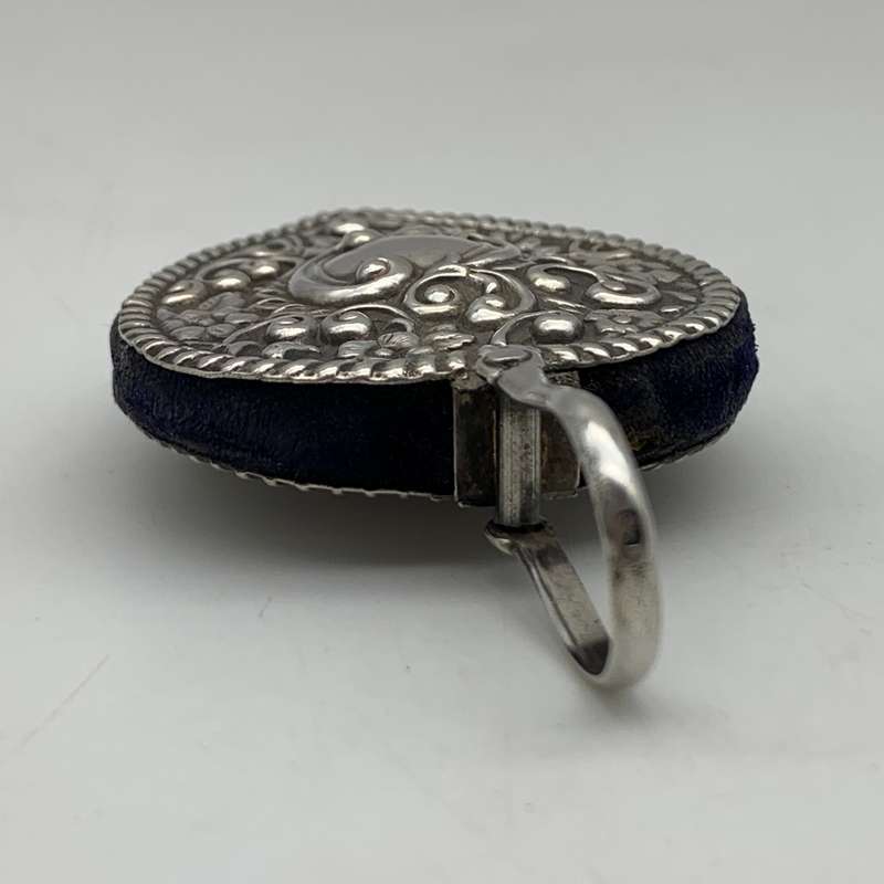 Victorian Silver Chatelaine Pin Cushion (1901)
