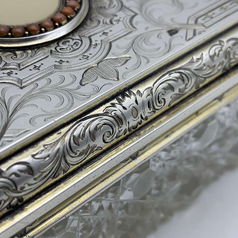 Fabulous Silver Gilt & Coral Crystal Vanity Box (1866)