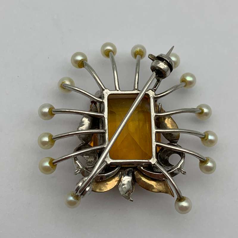 Vintage 9ct Gold, Pearls & Topaz Brooch