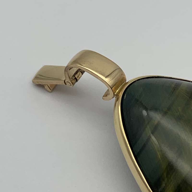 Large Vintage 9ct Gold 'Hawks Eye' Enhancer Pendant
