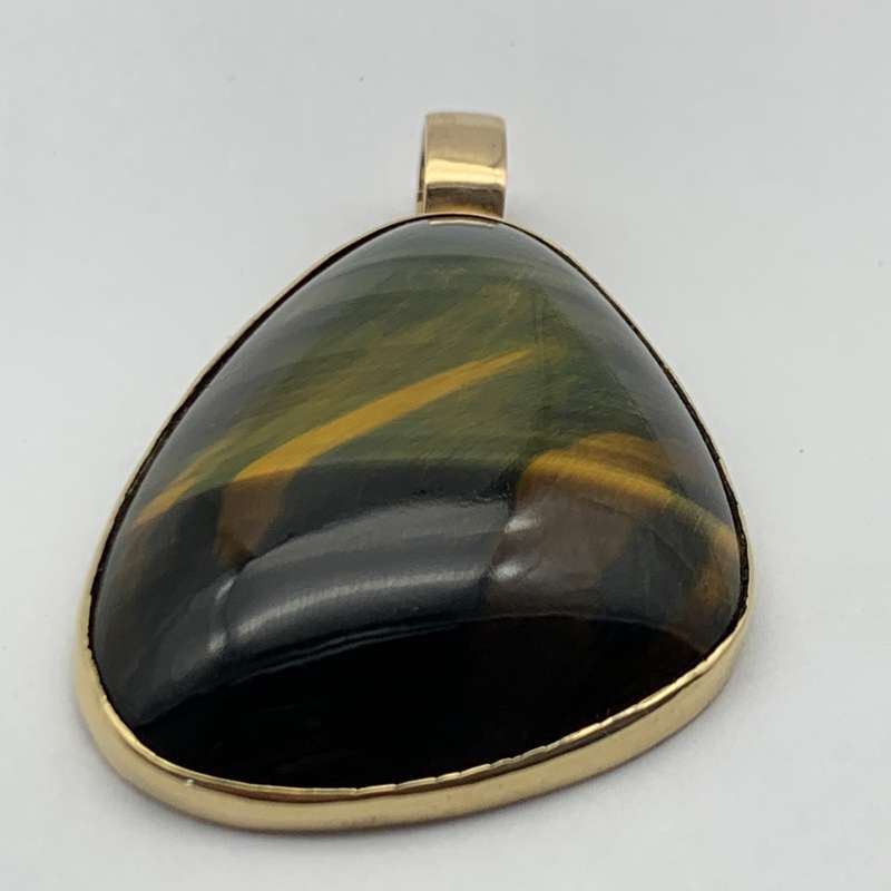 Large Vintage 9ct Gold 'Hawks Eye' Enhancer Pendant