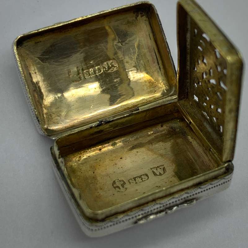 Georgian Silver Vinaigrette (1820)