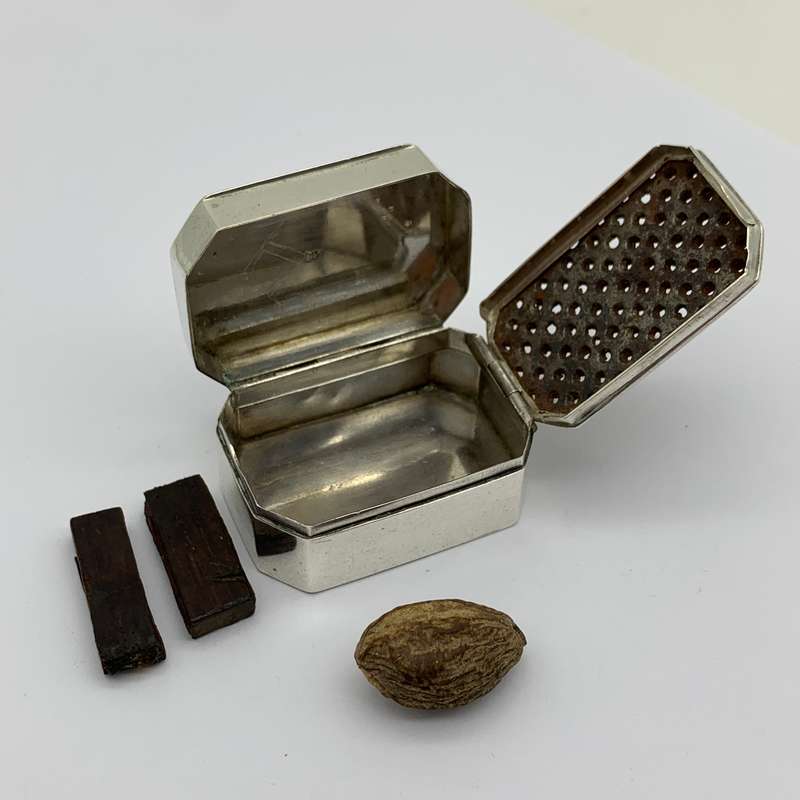 Rare Silver '1798' Nutmeg Grater (By Ford & Slater)