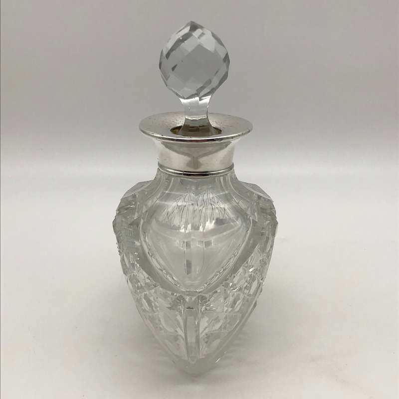 Early Elegant Silver & Crystal Scent Bottle (1929)