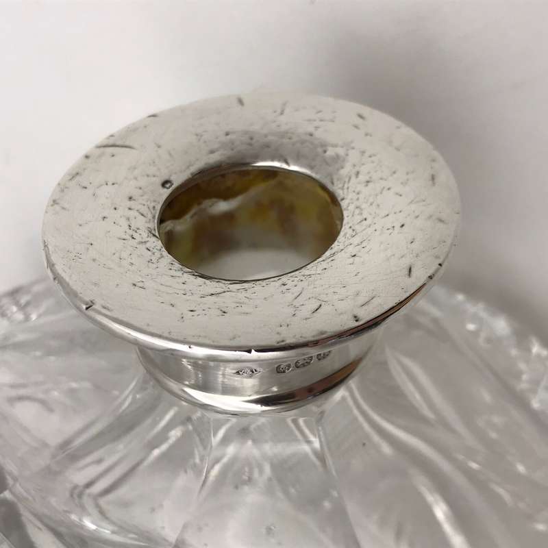 Early Elegant Silver & Crystal Scent Bottle (1929)