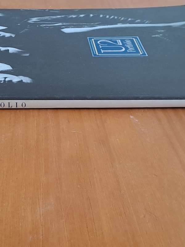 U2 Portfolio -  Vintage sheet music book  - 1988 -  Guitar