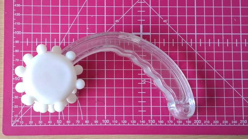 Long arm Massager - Back, Neck, Shoulders, Legs, Arms