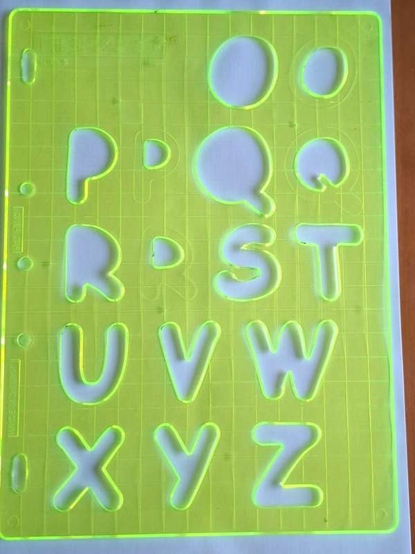 Fiskars ® Stencil -  2 stencil alphabet
