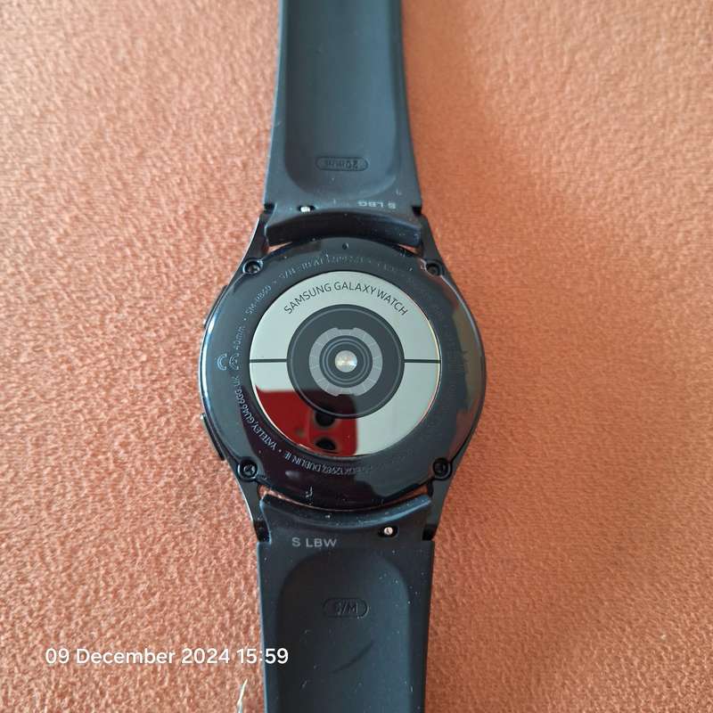Samsung Galaxy Watch 4 (R860) BT Smartwatch (40mm) - Black