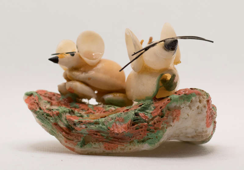 Seashell ornament: 2 Mice