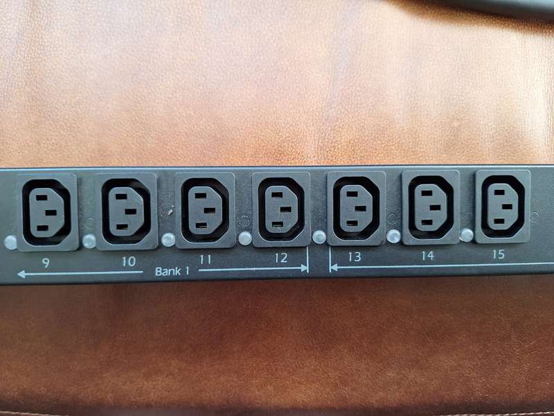 APC AP8653 Rack PDU (by Schneider Electric) - 32 Amp, 21 x C13, 3 x C19