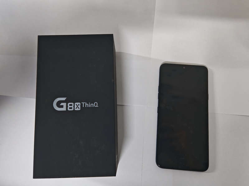 Lg G8X