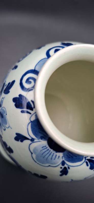 Authentic Dutch Regina Delft Blauw Vase - Blue and White Floral Design