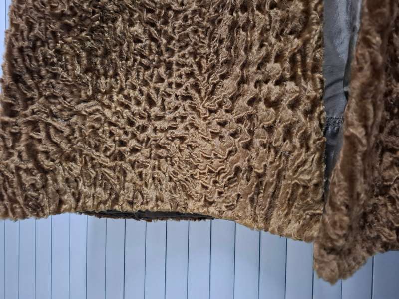Vintage Karakul ladies coat - caramel with a warm gold hue and fur collar - superb condition