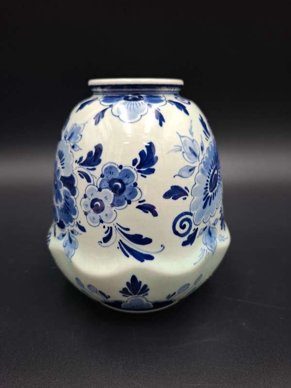 Authentic Dutch Regina Delft Blauw Vase - Blue and White Floral Design