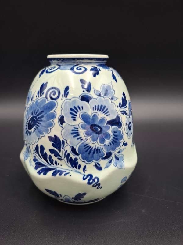 Authentic Dutch Regina Delft Blauw Vase - Blue and White Floral Design