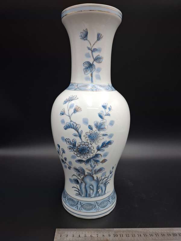 Vintage White Oriental Baluster Vase with Blue Flowers and Gilding - superb condition - 36cm high